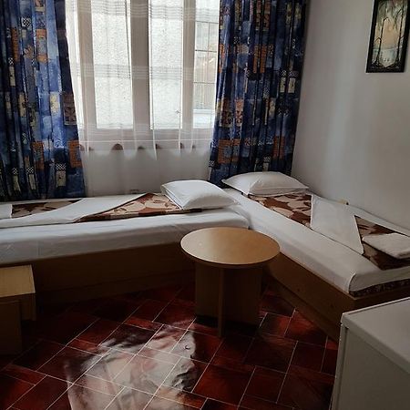 Guest Rooms Denitsa Obzor Buitenkant foto